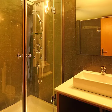 Oasis - Adults Only 2* Anissaras